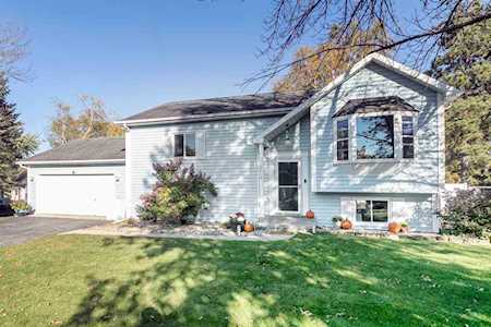2449 Red Pine Ct Portage, WI 53901