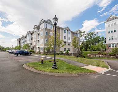 36 Abigail Way #2012 Reading, MA 01867