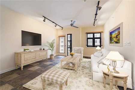1812 West Ave #408 Austin, TX 78701