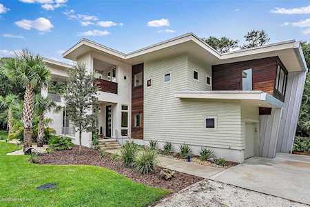2446 Seminole Rd Atlantic Beach, FL 32233