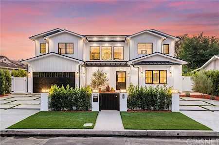 5173 Collett Avenue Encino, CA 91436