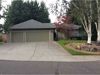 2312 NW 122nd St Vancouver, WA 98685