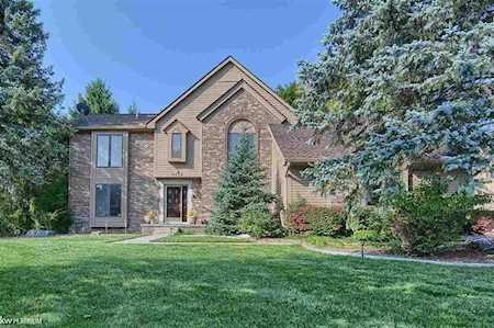 6026 James Head Ct West Bloomfield, MI 48324