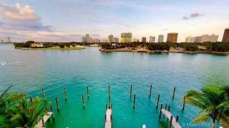 10201 E Bay Harbor Dr #405 Bay Harbor Islands, FL 33154