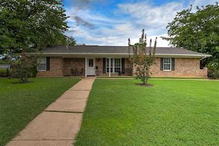 8117 Jerrie Jo Drive North Richland Hills, TX 76180