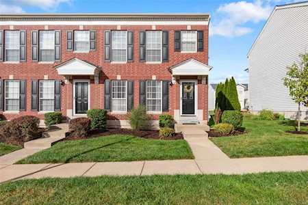 815 Brookmead Dr Ofallon, MO 63366