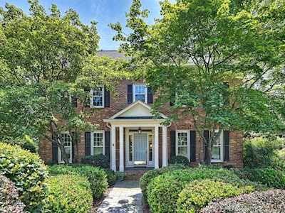 8301 Merrimack Ct Charlotte, NC 28210