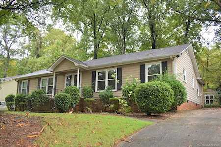 4522 Dawnwood Dr Charlotte, NC 28212