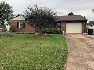 541 Chownings Dr Virginia Beach, VA 23462