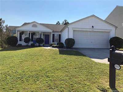 11037 Dry Stone Dr Huntersville, NC 28078