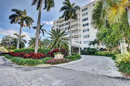 1000 Lowry Street #2h Delray Beach, FL 33483