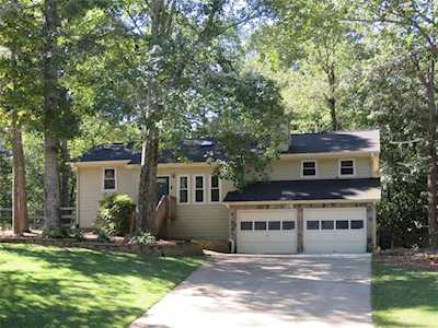 6115 Crabapple Place Powder Springs, GA 30127