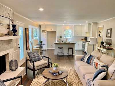 2572 Woodland Path Marietta, GA 30062