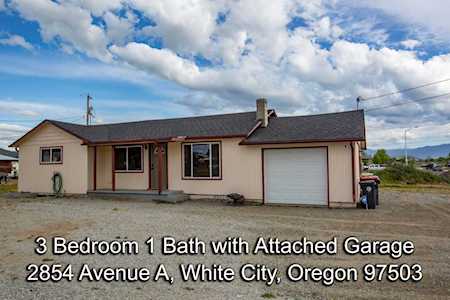 2854 Avenue A White City, OR 97503