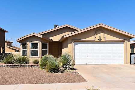 7057 Falling Leaf Circle El Paso, TX 79934