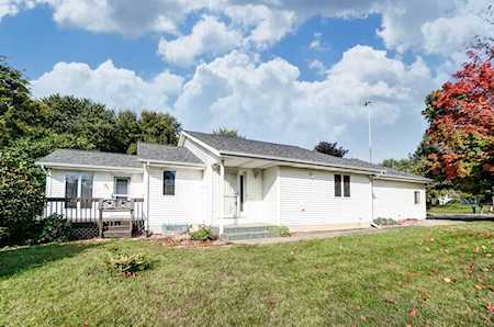 19 Ems T32 Lane Leesburg, IN 46538