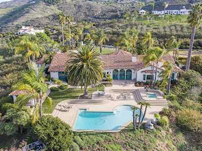 30345 Via Maria Elena Bonsall, CA 92003