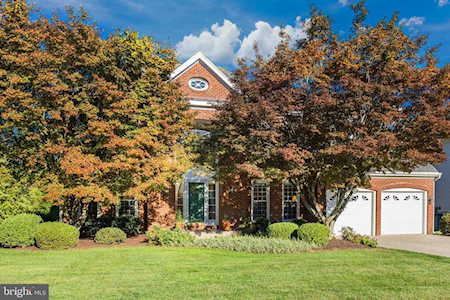 2961 Mother Well Ct Herndon, VA 20171