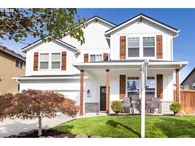 1620 N Falcon Dr Ridgefield, WA 98642
