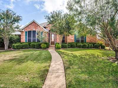 1018 Westminister Avenue Murphy, TX 75094