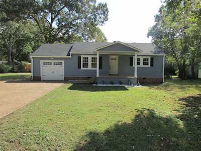 1116 Woodland Dr Manchester, TN 37355
