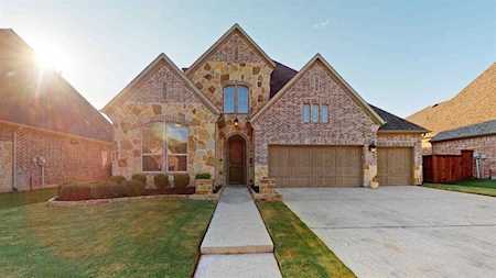 1044 W Bluff Way Roanoke, TX 76262
