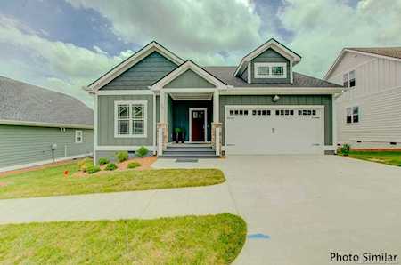 238 Leyland Circle Hendersonville, NC 28792