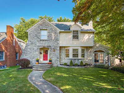 28 W Beaumont Road Columbus, OH 43214