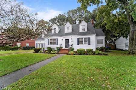 1049 N Lexan Cres Norfolk, VA 23508