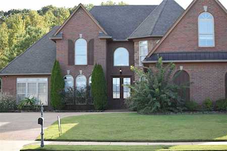 12101 Brooks Village Dr Arlington, TN 38002
