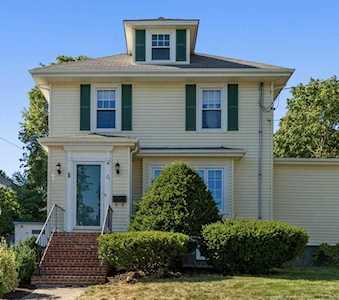 21 Oakland Ave Quincy, MA 02170