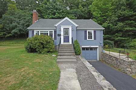 84 Indian Hill Road Worcester, MA 01606