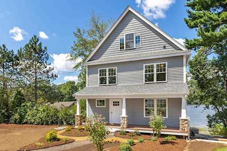 27 Burroughs Road North Reading, MA 01864