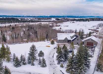 6 Grandview Rise Rural Rocky View County, AB T3Z 0A8