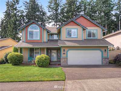 9247 Lewis Dr NE Lacey, WA 98516