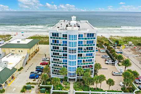 807 1st St Jacksonville Beach, FL 32250