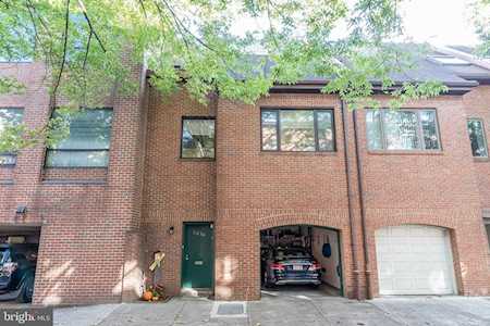 2036 Appletree St Philadelphia, PA 19103