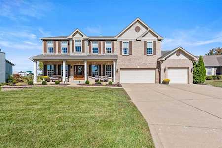 7372 Pierside Dr Dardenne Prairie, MO 63368