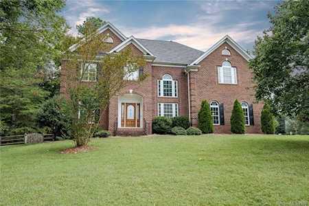 6140 Stephens Grove Ln Huntersville, NC 28078