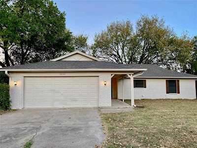 5644 Newman Drive North Richland Hills, TX 76180