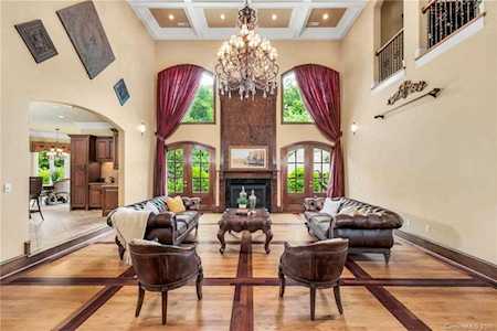 8928 Kentucky Derby Dr Waxhaw, NC 28173