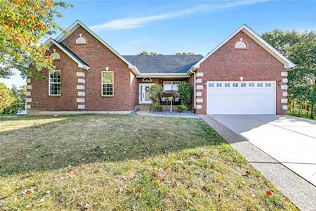 3709 Bear Creek Bluff Wentzville, MO 63385