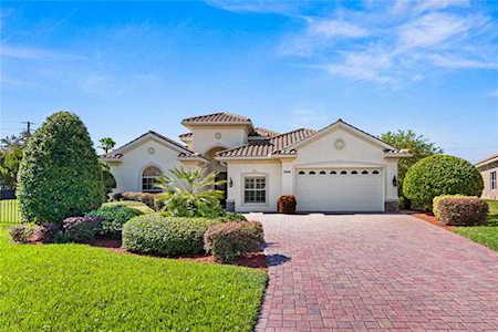 2544 Grand Lakeside Dr Palm Harbor, FL 34684