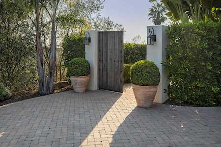 241 E Mountain Dr Santa Barbara, CA 93108