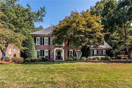 6647 Wynfaire Ln Charlotte, NC 28210