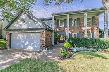 514 Chasewood Drive Grapevine, TX 76051