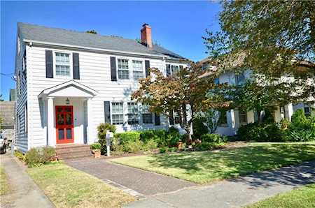 1012 Jamestown Cres Norfolk, VA 23508