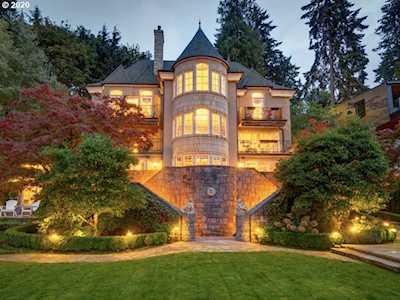 1527 Lake Front Rd Lake Oswego, OR 97034