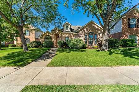 1315 Vinehill Court Allen, TX 75002