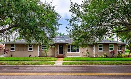2701 1st St NE St Petersburg, FL 33704